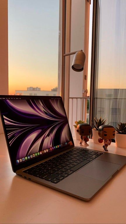 M2 MacBook Air is beautiful
